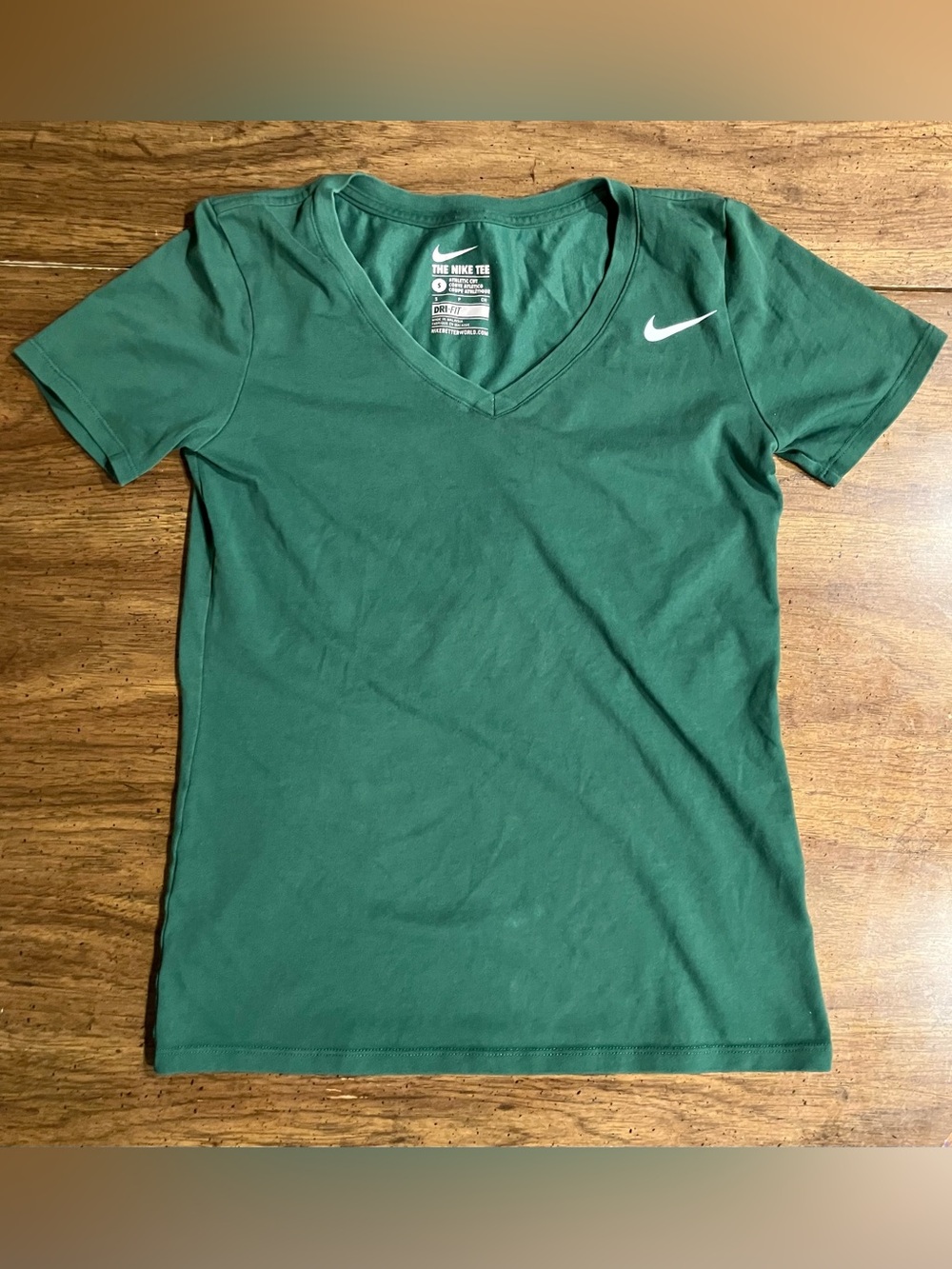 Nike Dri-Fit Short Sleeve Tee Athletic Cut T Shirt Dri Fit V Neck Small